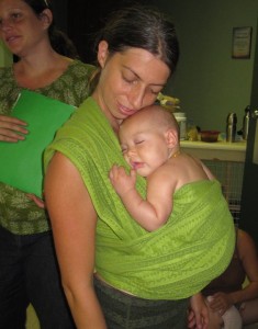Ellevill Front Cross Carry in the green Ellevill